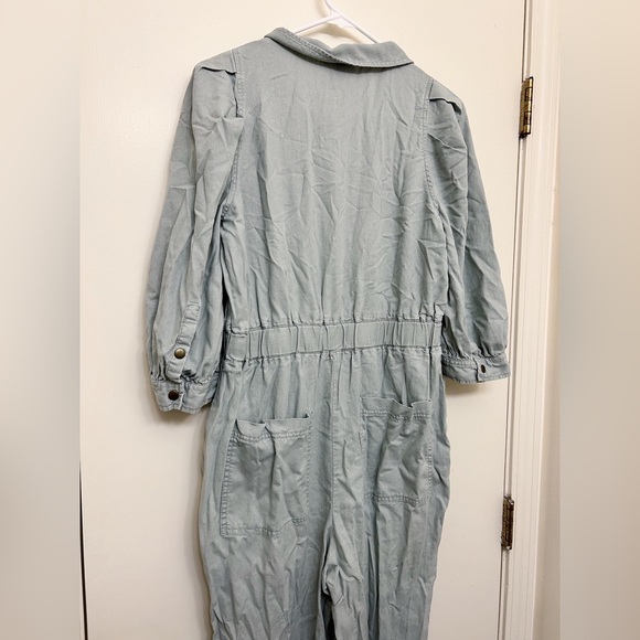 Universal Threads jumpsuit - Picture 5 of 5